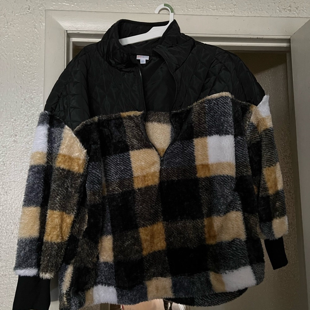 LulaRoe Randy (I think). 2xl. Great condition.